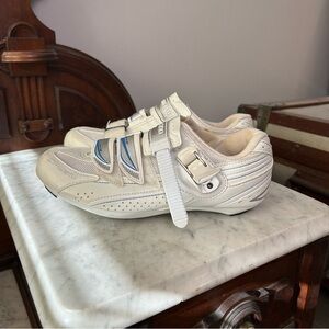 Shimano WR41 Spin/Cycling Shoes with Clips size 40